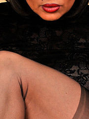 Brunette mature lady Amanda all in image 11