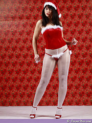 Christmas with Desyra Noir In white image 3