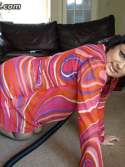 Big Butt Housewife Gets Horny While Doing image 4