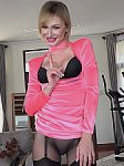 Pantyhose porn site TV Nylons